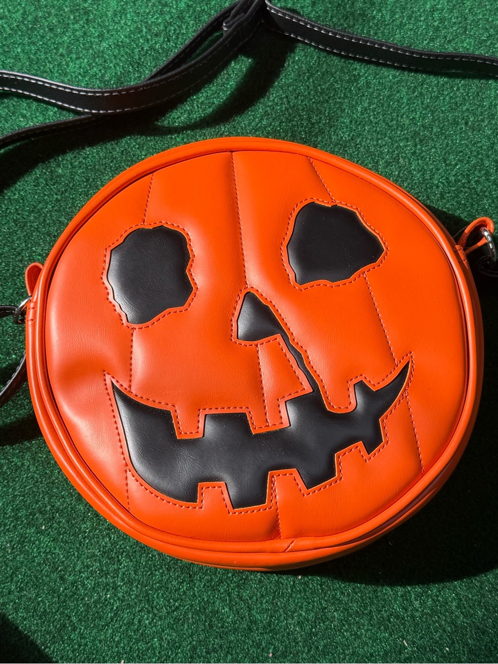 NWT Love Pain and Stitches Halloween Pumpkin Bag